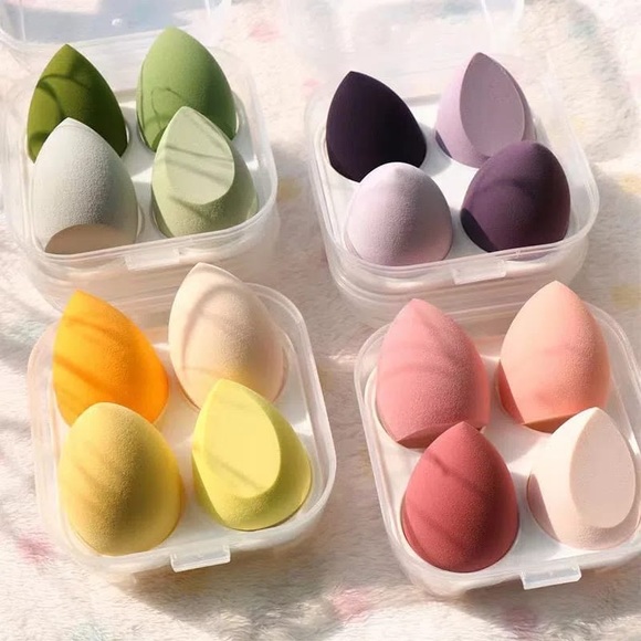 Set of 4 Air Cushion Makeup Egg Sponge with clear casing - Picture 2 of 11